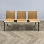 Tweedehands wachtkamerbank met 3 zitplaatsen,  grijs-beuken, Huis en Inrichting, Gebruikt, Hout