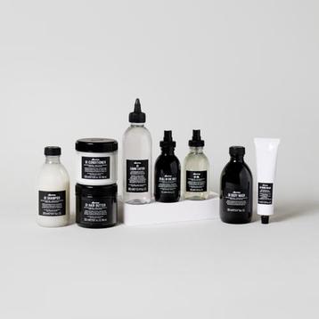 Davines OI Shampoo beschikbaar voor biedingen