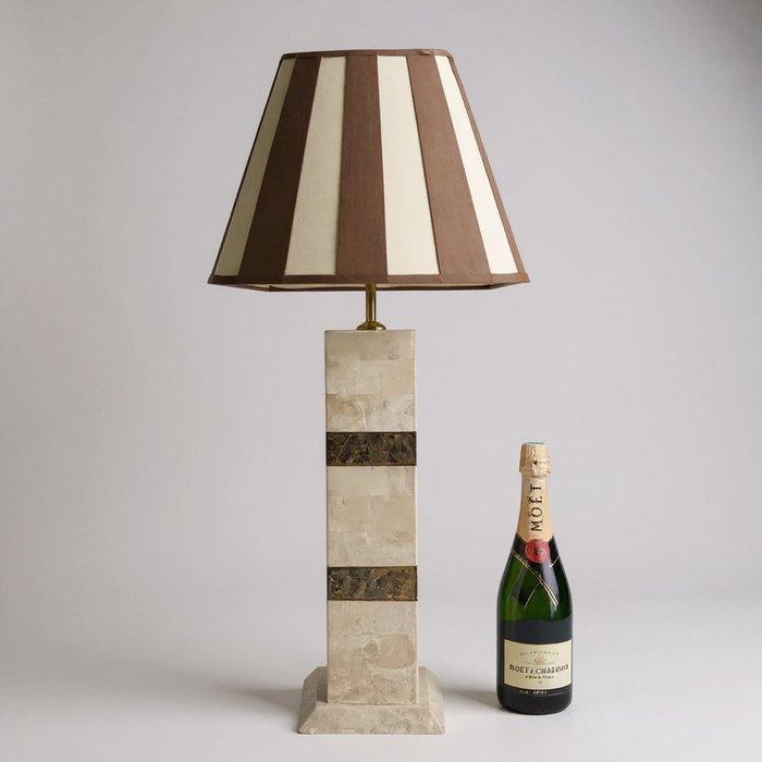 Tafellamp - Steen, Textiel - Een grote tafellamp (74 cm), Antiek en Kunst, Curiosa en Brocante
