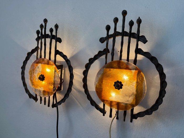 Wandlamp (2) - Brutalisme - Smeedijzer, Antiek en Kunst, Antiek | Verlichting