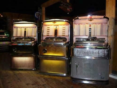 Grote col. Jukebox te koop,  Zondag middag en op afspraak, Verzamelen, Automaten | Jukeboxen, 1950 tot 1960, Zo goed als nieuw