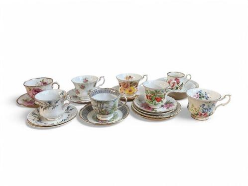 Service à thé (22) - Porcelaine à la cendre dos -, Antiek en Kunst, Antiek | Meubels | Tafels