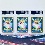 Pokémon Graded card - Set: Venusaur #200 Charizard #201, Hobby en Vrije tijd, Nieuw