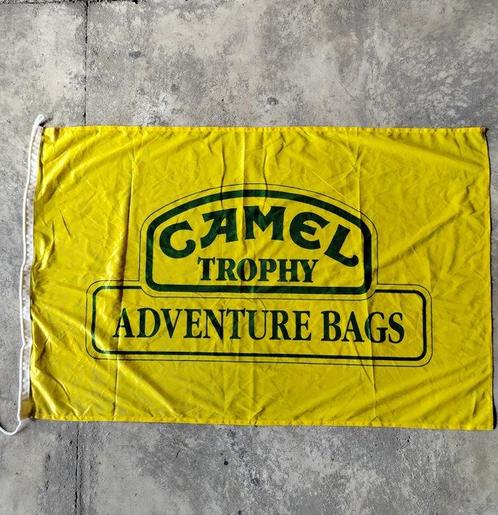 Vlag - Camel Trophy Adventure Bags - Italië, Verzamelen, Automerken, Motoren en Formule 1