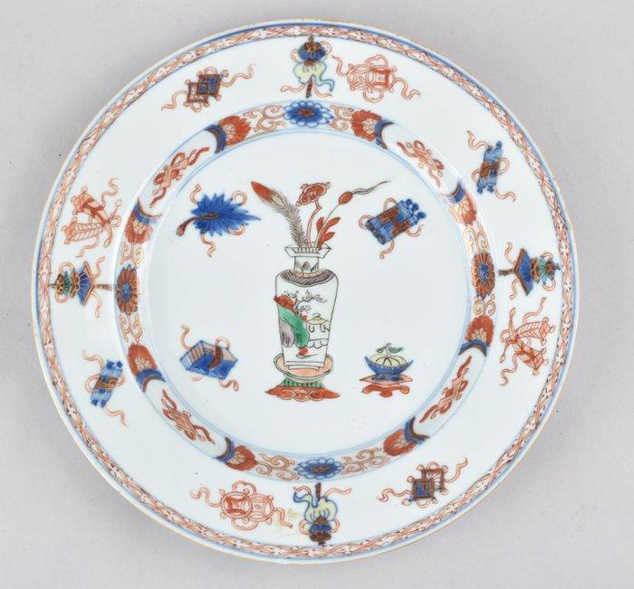 Bord - TWO FAMILLE VERTE PLATES DECORATED WITH THE HUNDRED, Antiek en Kunst, Antiek | Overige Antiek