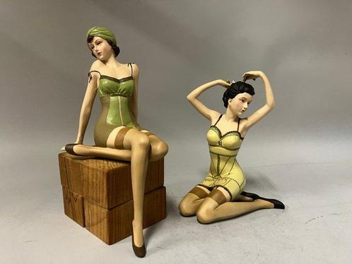 Figurine - Polystone dames en lingerie, Antiek en Kunst, Curiosa en Brocante