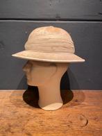 Decoratief ornament - casque colonial - pith helmet -