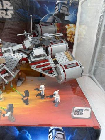 Lego Winkel display - Star Wars - Republic Frigate Showcase beschikbaar voor biedingen