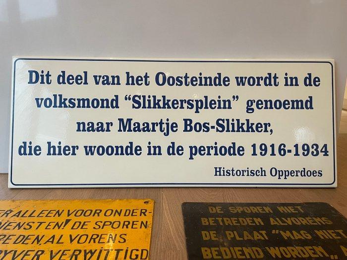 Trio industriële borden - Emaille bord (3) - Emaille, Metaal, Antiek en Kunst, Antiek | Wandborden en Tegels