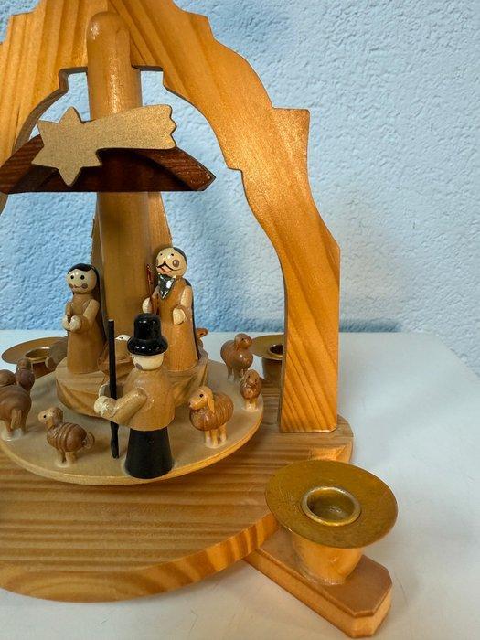 Kerststal handmade - Hout - Kerstpiramide, Diversen, Kerst