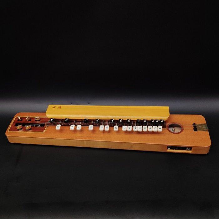 Suzuki - Electric Taishogoto - - Muziekinstrumenten (Zonder, Muziek en Instrumenten, Blaasinstrumenten | Blokfluiten