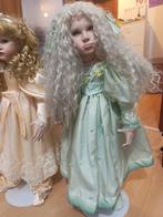 Marionet (2) - Ute Kase Lepp - Porselein, Textiel - 2001