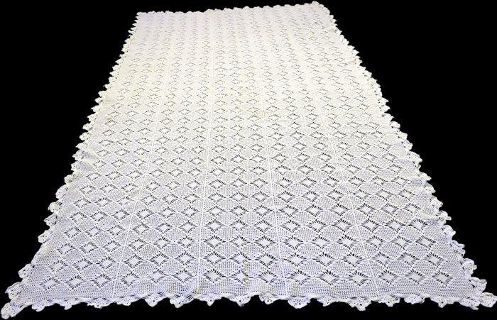 Prachtige gehaakte linnengoed handdoek. - Tafelkleed - 215, Antiek en Kunst, Antiek | Tapijten, Tafelkleden en Textiel