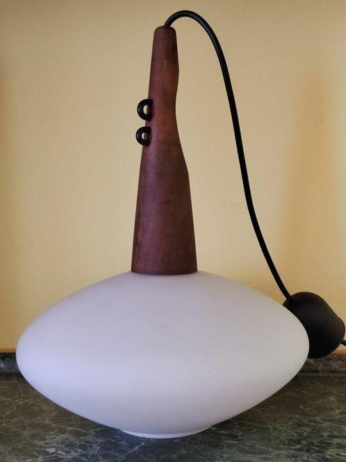 Unknown - Plafondlamp - glas/teak - Teak en opaalglas, Antiek en Kunst, Antiek | Verlichting