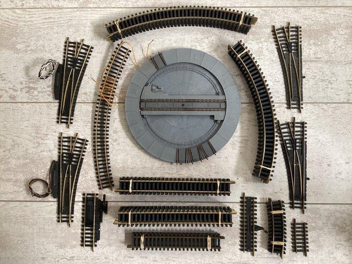 Fleischmann H0 - 1x6094, 6x6024, 1x6024 aansluitrail,, Hobby en Vrije tijd, Modeltreinen | H0