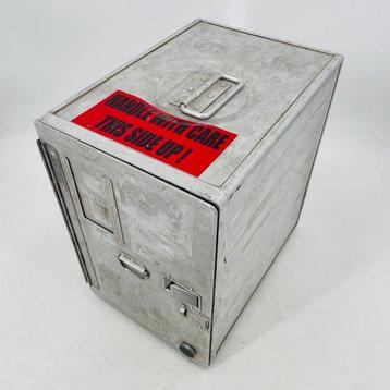 Driessen Aviation - Container - Britannia Airways galley