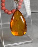 Figuur - A fine Japanese necklace - koraal - Japan