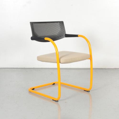 Vitra Visavis vergaderstoel, lichtbruin, sledeframe, Maison & Meubles, Chaises, Enlèvement ou Envoi