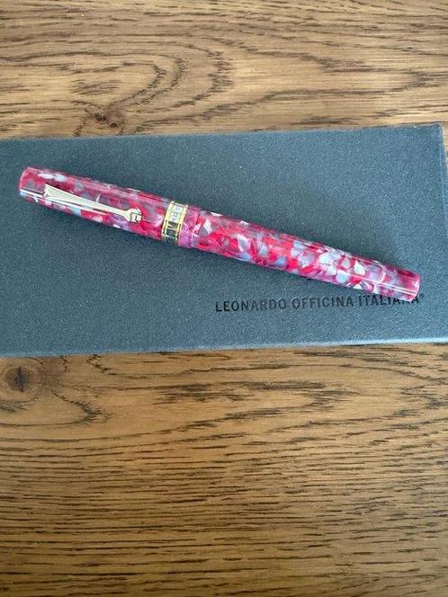Leonardo La piccolina - Roller Rosa Himalaya - Stylo, Verzamelen, Pennenverzamelingen