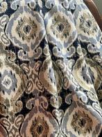 Cinq mètres de largeur double. Tissu imprimé ottoman