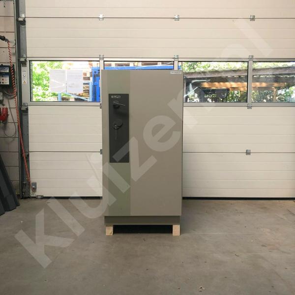 Gebruikte brandwerende Lips N9 kluis, Maison & Meubles, Extincteurs & Coffres-forts, Envoi