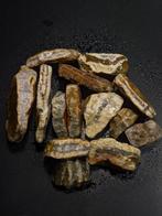 Lot exclusif de 13 agates brutes avec quartz et calcite,
