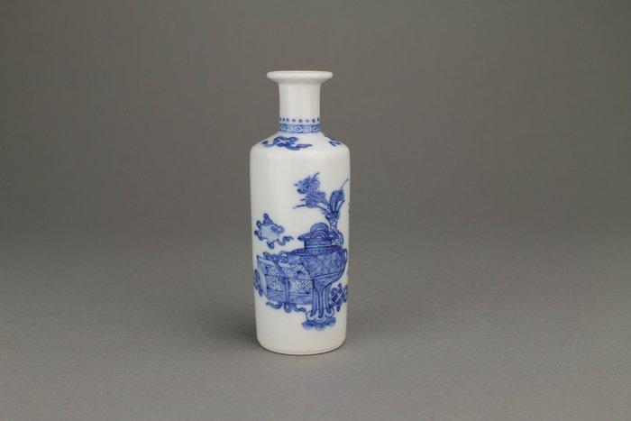 Rouleau vase - Zacht porcelein - Geleerde met bediende -, Antiek en Kunst, Antiek | Overige Antiek