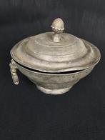 Vase avec couvercle - Étain - Vase Deksel avec écorce de pin, Antiek en Kunst