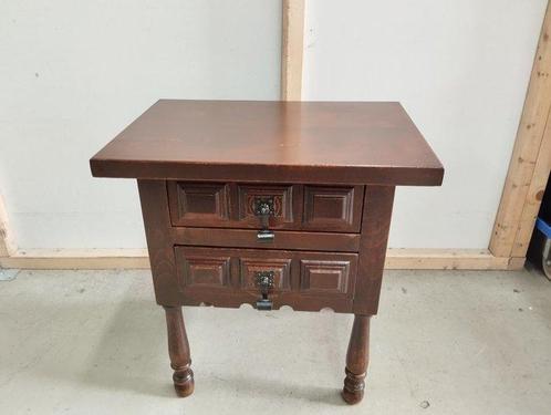 Nachtkastje - Hout - Spaanse lade kastje, Antiek en Kunst, Curiosa en Brocante