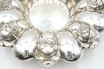 Broodmand - .833 zilver - Met bloemen., Antiek en Kunst, Antiek | Zilver en Goud