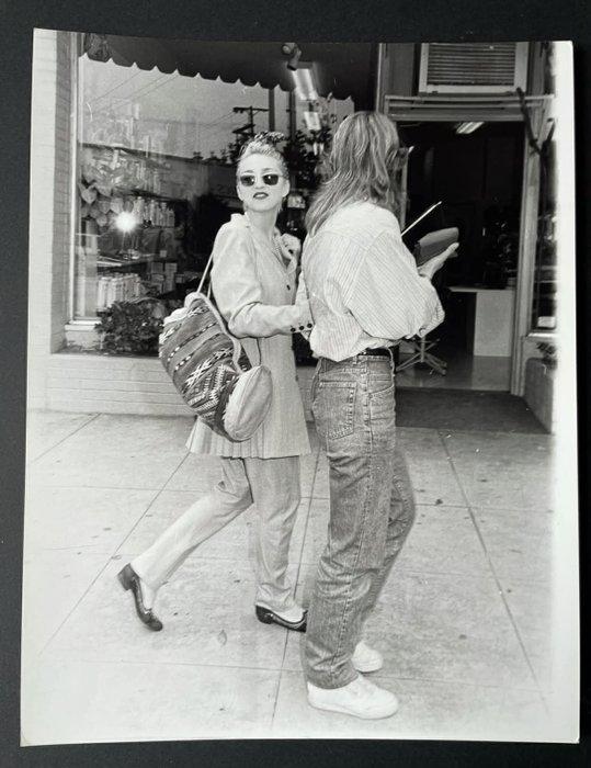 / - Madonna – 2x Original Vintage Press Photos – Hollywood, Verzamelen, Film en Tv