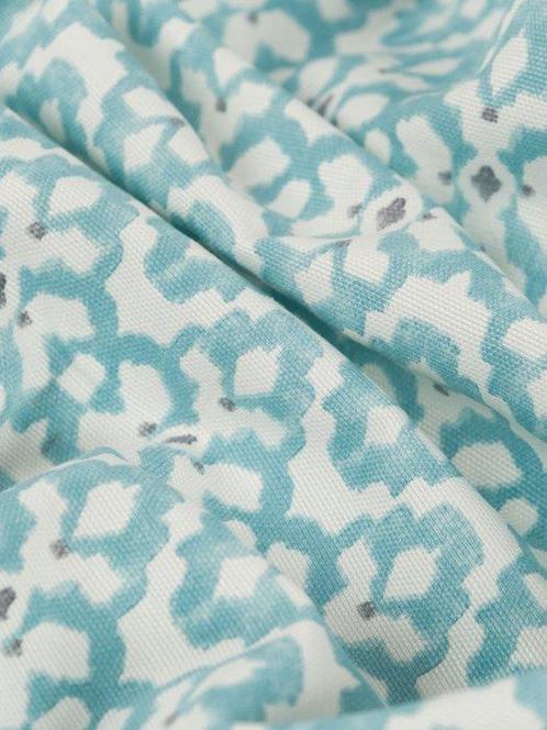 Geometrische Betovering - Exclusieve Panama stof - Made in, Antiek en Kunst, Antiek | Tapijten, Tafelkleden en Textiel