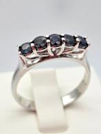 Ring - 18 karaat Witgoud - 0.75ct. tw. Saffier, Nieuw