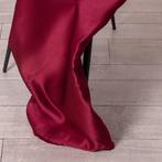 Satijnen stof – Rosso Borgogna – glanzend en cangiante. -, Antiek en Kunst