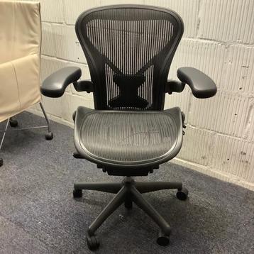 Tweedehands herman Miller Aeron, Antraciet, formaat A