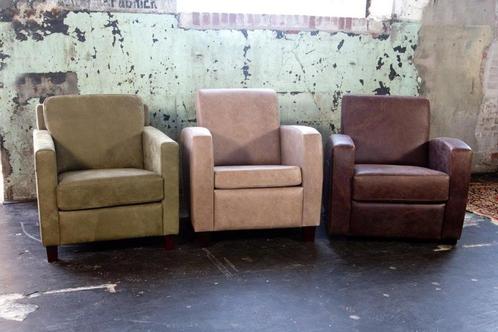 Set van 3 verschillende leren fauteuils met houten poten -, Huis en Inrichting, Fauteuils, 50 tot 75 cm, 75 tot 100 cm, Nieuw