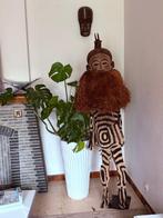 Danseur en costume Kwese - Kwese - République démocratique, Antiek en Kunst