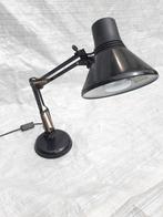 e-lite - Bureaulamp - design in holland - Metaal