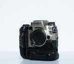 Minolta Dynax 9 Ti Titan Maxxum SLR + battey grip nr. 1048, TV, Hi-fi & Vidéo, Appareils photo analogiques, Ophalen of Verzenden