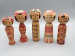 5 miniatuur kokeshi poppen - Hout - Japan - Shwa periode