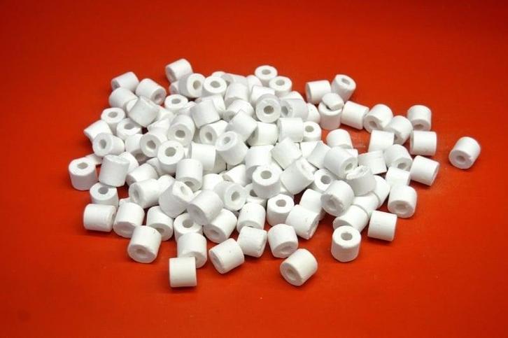 2 liter Siproglass (Sera filtermaterialen, Filtermaterialen), Dieren en Toebehoren, Vissen | Aquaria en Toebehoren, Filter of Co2