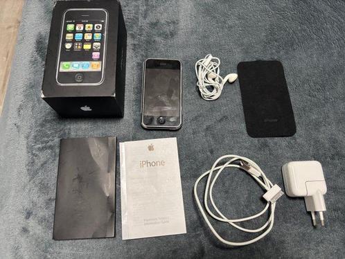 Apple iPhone 1st generation 2G - 8 GB A1203 - iPhone - In, Games en Spelcomputers, Spelcomputers | Overige Accessoires