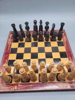 Schaakspel - Exklusives Schach-Set aus Holz mit klappbarem