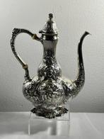 Unger - Pot - .925 zilver - Zilveren bloemmotief koffieketel, Antiek en Kunst