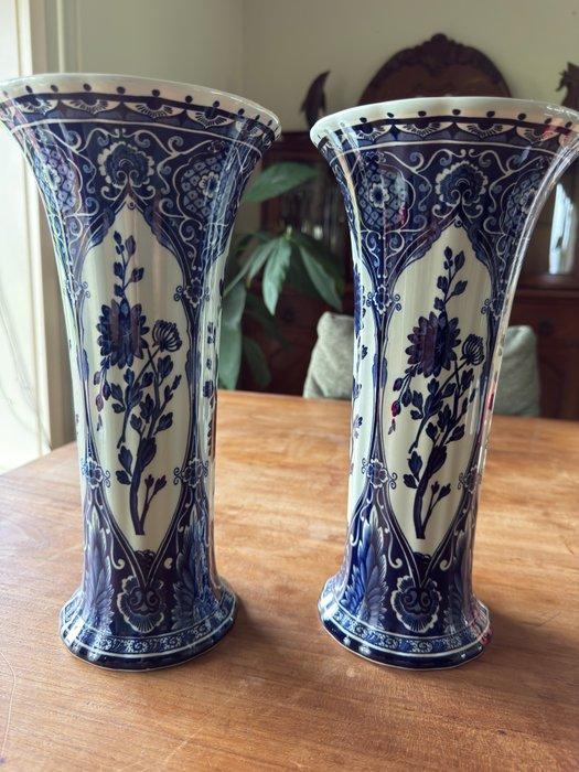 Boch for Royal Sphinx - Vaas - Aardewerk - 3-delig console, Antiek en Kunst, Antiek | Glaswerk en Kristal