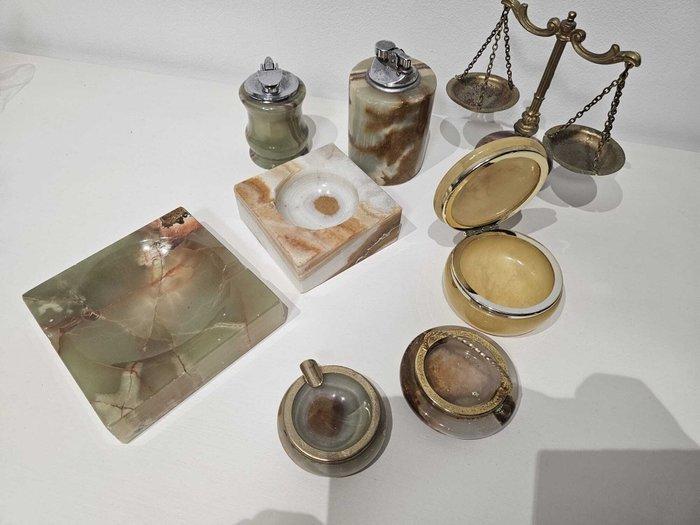 Doos (8) - Albast - Lotto Albastro 8 st., Antiquités & Art, Curiosités & Brocante