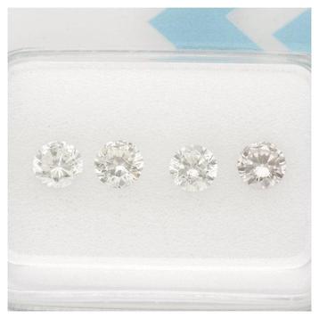 Zonder Minimumprijs - 4 pcs Diamant (Natuurlijk) - 0.86 ct - beschikbaar voor biedingen
