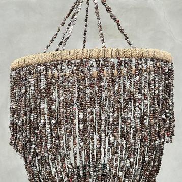 NO RESERVE PRICE - SL19 - Stunning Shell Chandelier -