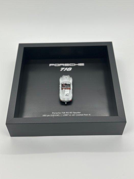 Artwork - Porsche - 718 RS 60 Spyder - classic - Framed, Hobby en Vrije tijd, Modelauto's | 1:5 tot 1:12