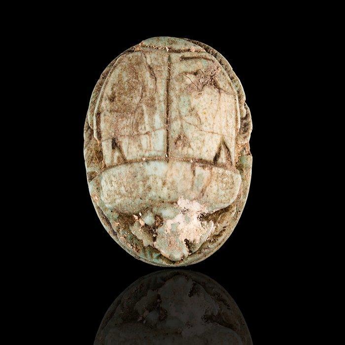 Oud-Egyptisch Geglazuurde scarabee met valk (Zonder, Antiek en Kunst, Antiek | Overige Antiek